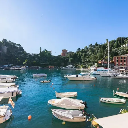 Apartment Above The Sea - Exclusive Seafront *
