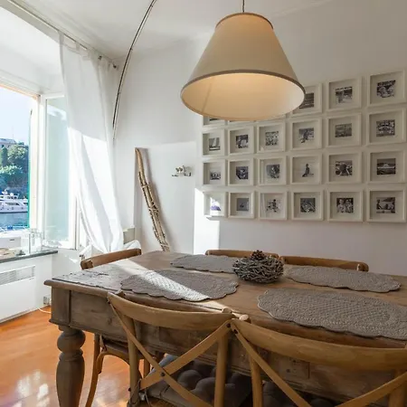 Appartement Above The Sea - Exclusive Seafront *