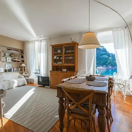 Apartment Above The Sea - Exclusive Seafront *