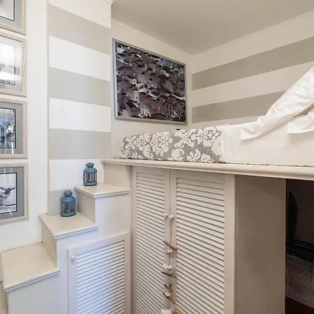 Apartment Above The Sea - Exclusive Seafront *