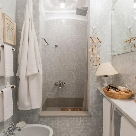 Apartment Above The Sea - Exclusive Seafront *
