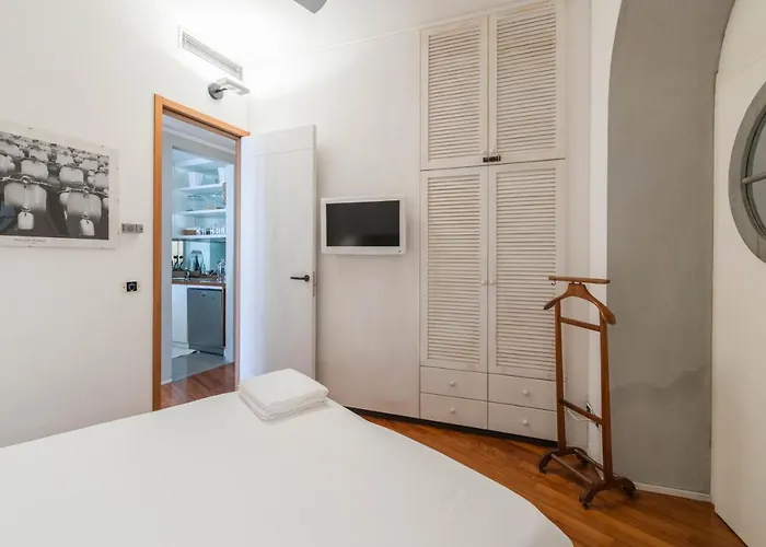 Above The Sea - Exclusive Seafront Lägenhet *