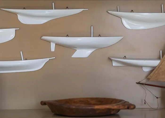 Above The Sea - Exclusive Seafront Lägenhet