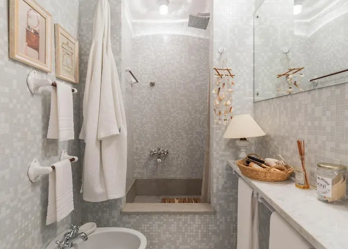 Lägenhet Above The Sea - Exclusive Seafront *