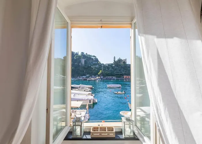 Lägenhet Above The Sea - Exclusive Seafront Portofino